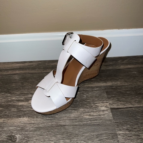 Franco Sarto Wedges - Picture 2 of 5